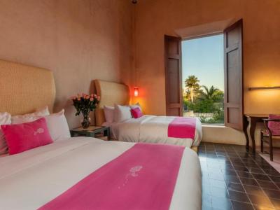 Deluxe Double Room with Two Double Beds 2