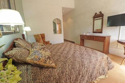 Standard Suite 4