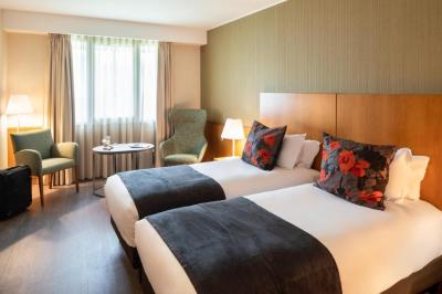 Standard Twin Room 2