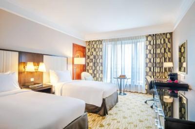 Club Twin Room 5