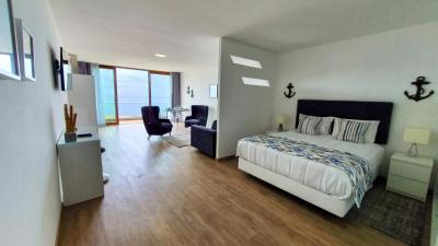 Apartamento con vistas al mar 4