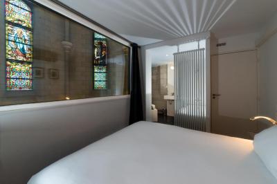 Deluxe Double Room 3