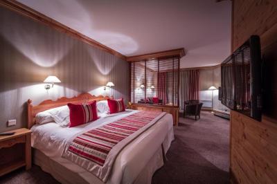 Junior Suite 8
