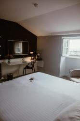 Exclusive Room 5