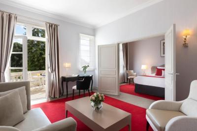 Privilege Suite - Castle 5