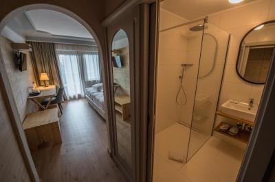 Chambre Double ou Lits Jumeaux Standard 1