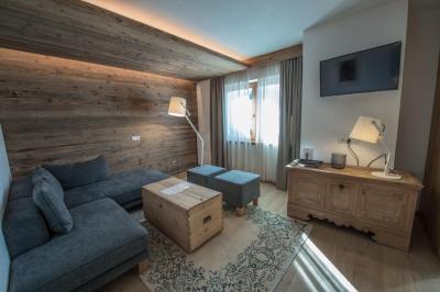 Suite 4