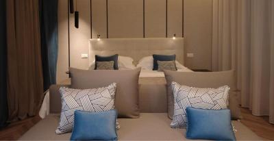 Suite - Separate Building 8