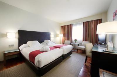 Twin Room 1
