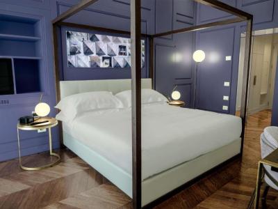 One-Bedroom Suite 5