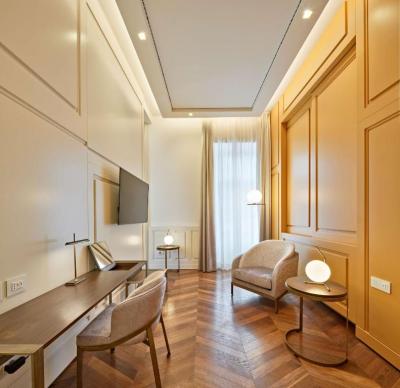 King Family Room 6