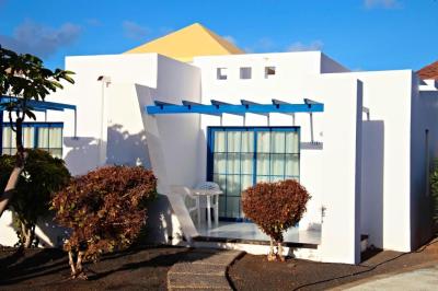 One-Bedroom Apartment (1 Adult) 1
