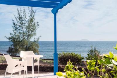 Apartment with Sea View 5