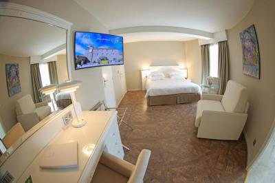 Comfort Triple Room 5