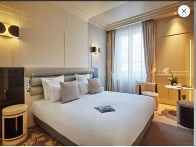 Junior Suite mit Kingsize-Bett und Sofa 5