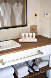 Double Room with Terrace 3