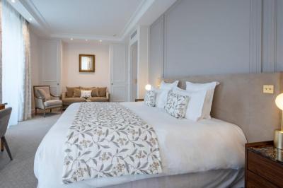 Junior Suite 4