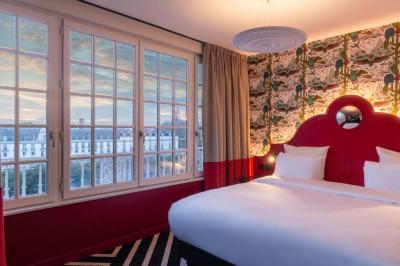 Standard Suite 7