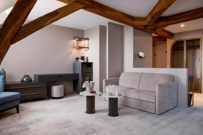 Junior Suite 8
