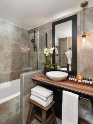 Privilege Cocoon Room with Aquamotion access 3