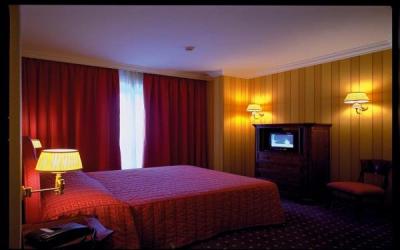 Junior Suite 9