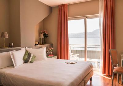Superior Double Room with Lake View 2