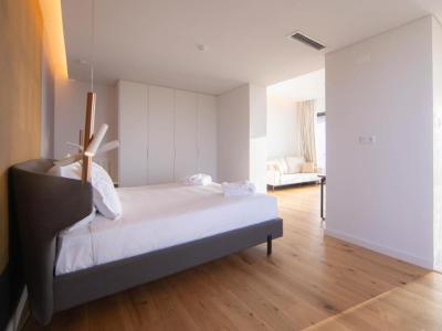 Suite with Sea View 3