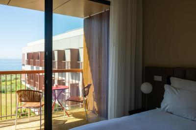Superior Double Room with Sea View 5