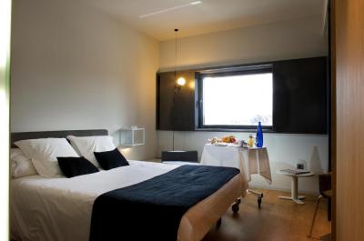 Deluxe Double Room 4