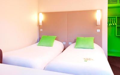 Twin Room 2