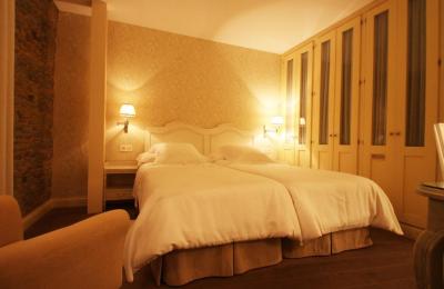 Double or Twin Room 4
