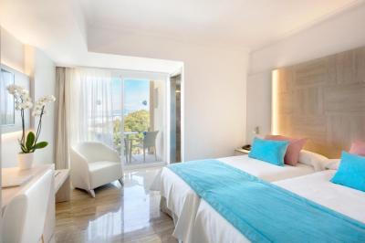 Double Room with Partial Sea View (1 Adult) 7