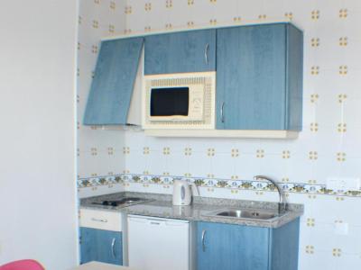 Studio with Sea View 2