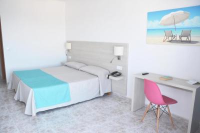 One-Bedroom Apartment 3