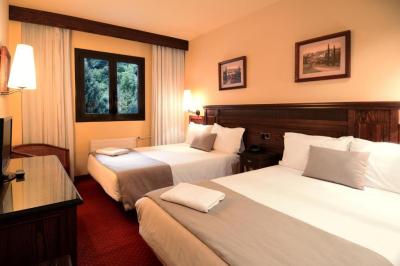 Quadruple Room with Rafting Package 11