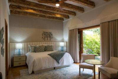 Luxury Junior Suite 1