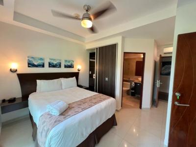 Suite Familiare con 2 Camere da Letto Principali, Cucina, Soggiorno, 2 Bagni e 3 Balconi 7