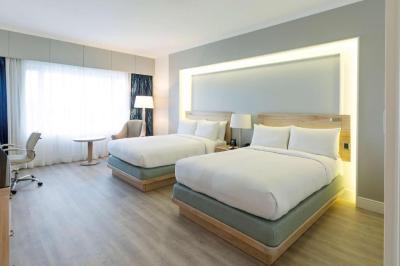 Double Room with Two Double Beds - Non-Smoking 2