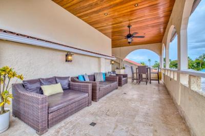 Two-Bedroom Penthouse with Ocean View 4
