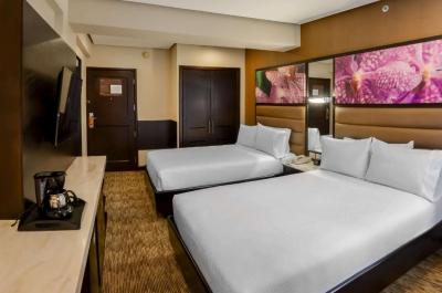 Double Room with Two Double Beds 1
