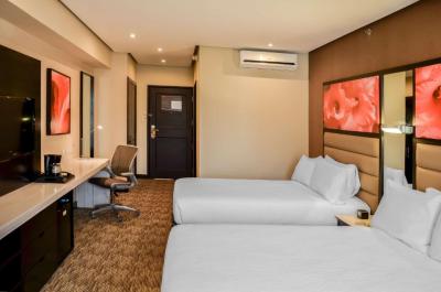 Double Room with Two Double Beds with City View 2