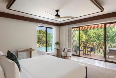 Tortuga Presidential King Suite with Infinity Pool and Lagoon View - Butler Service 17