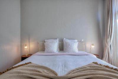 Executive Apartment 4