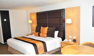 Quarto com Cama King-size 1