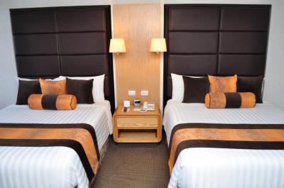 Quarto Queen com 2 Camas Queen-size 2