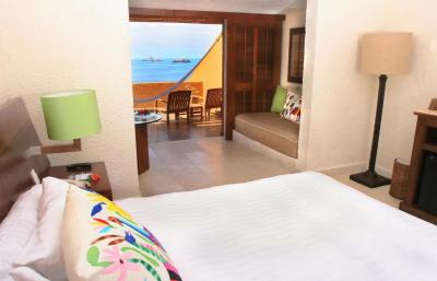 Brisas Beach Club One King Bed - Adults Only 2
