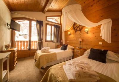 Double or Twin Room 11