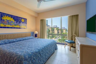 Family Suite 4