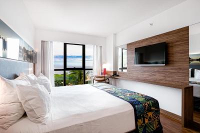 Deluxe Double Room with Sea View 2