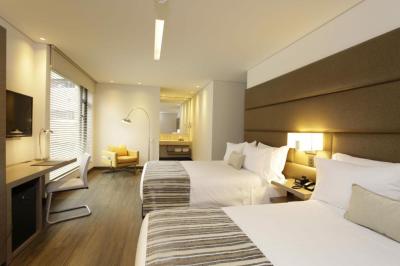 Twin Room 2